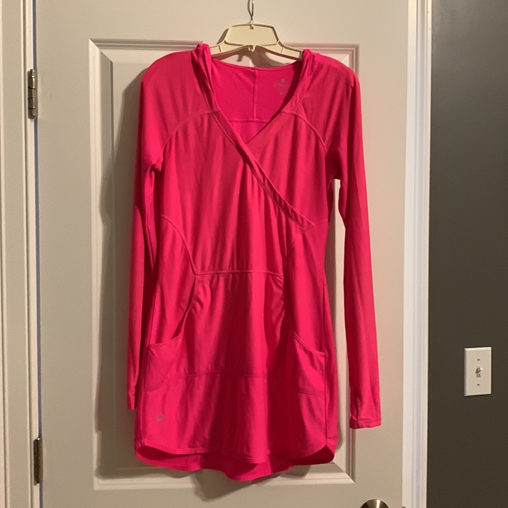 Adorable hot pink UPF Athleta swim coverup